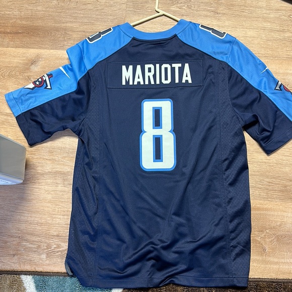 Marcus Mariota Titans Jersey - Picture 2 of 2